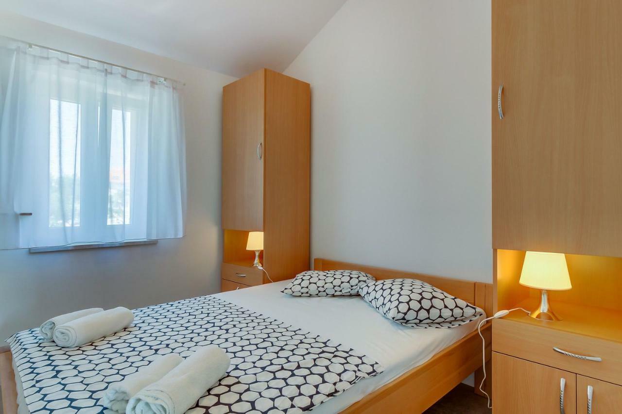 Apartmani Danica Nerezine Dış mekan fotoğraf